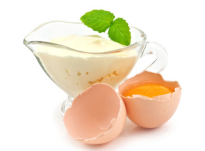 маска для волос с кефиром и яйцом