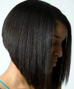 Каре на ножке с удлиненными прядями