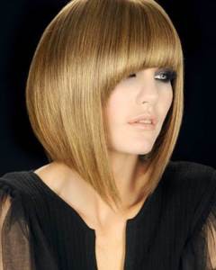 Удлиненное каре с челкой