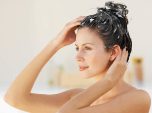 Пилинг кожи головы - лучший способ укрепления волос