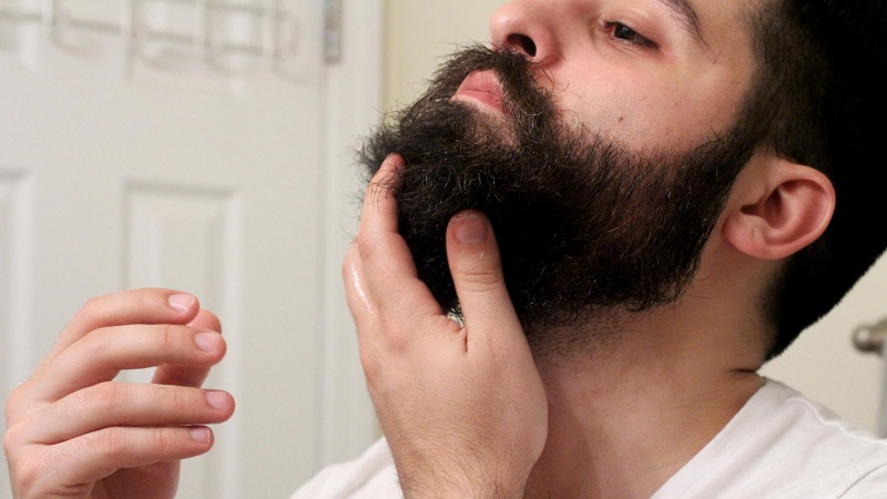 помогает ли репейное масло для роста бороды